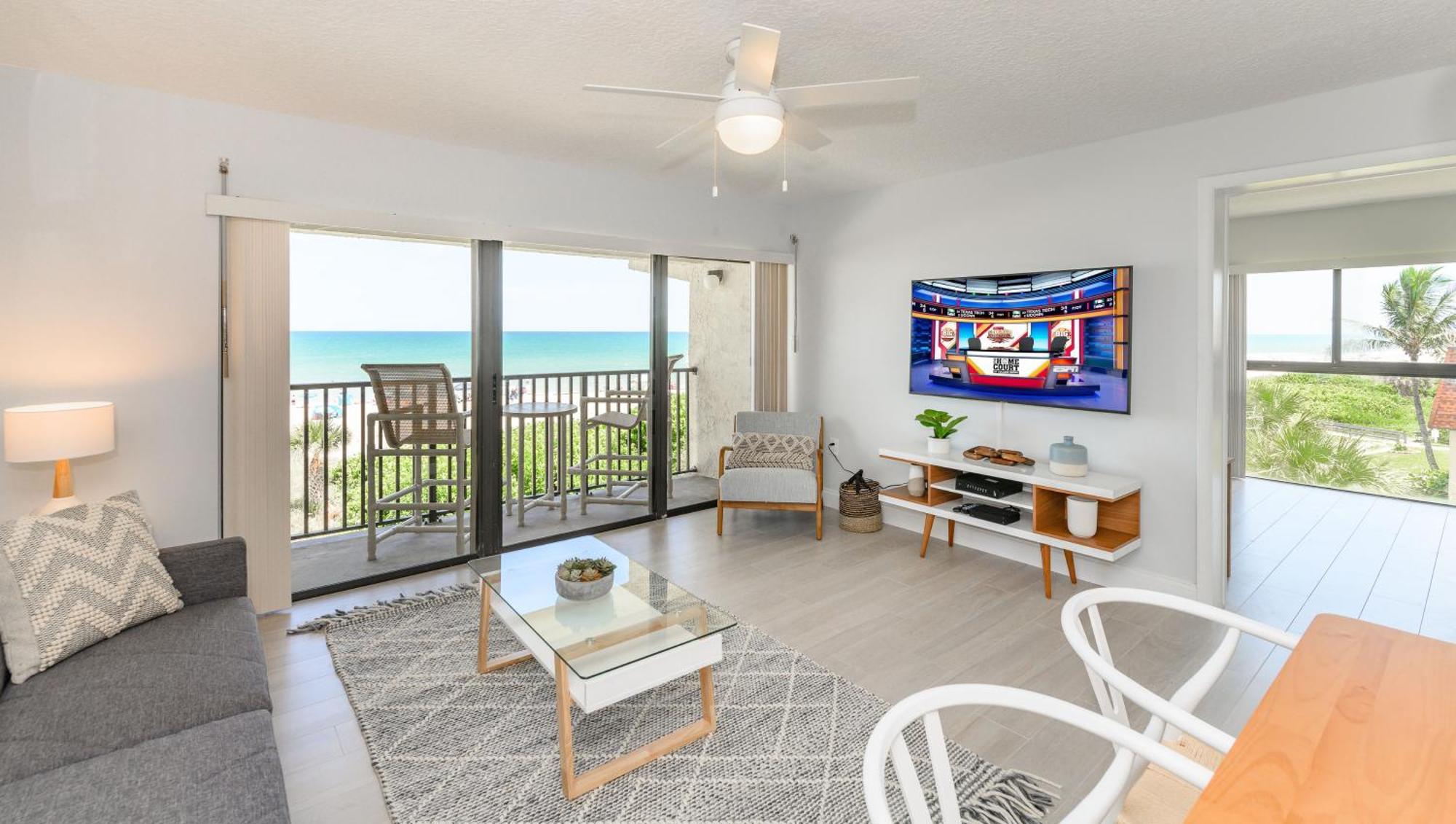 Chateau By The Sea Cocoa Beach Exterior foto